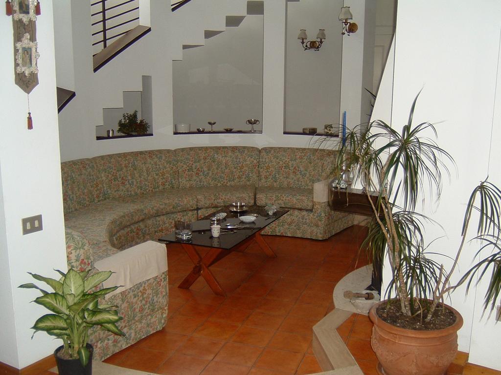 B&B Villa Napoli Battipaglia Exterior foto